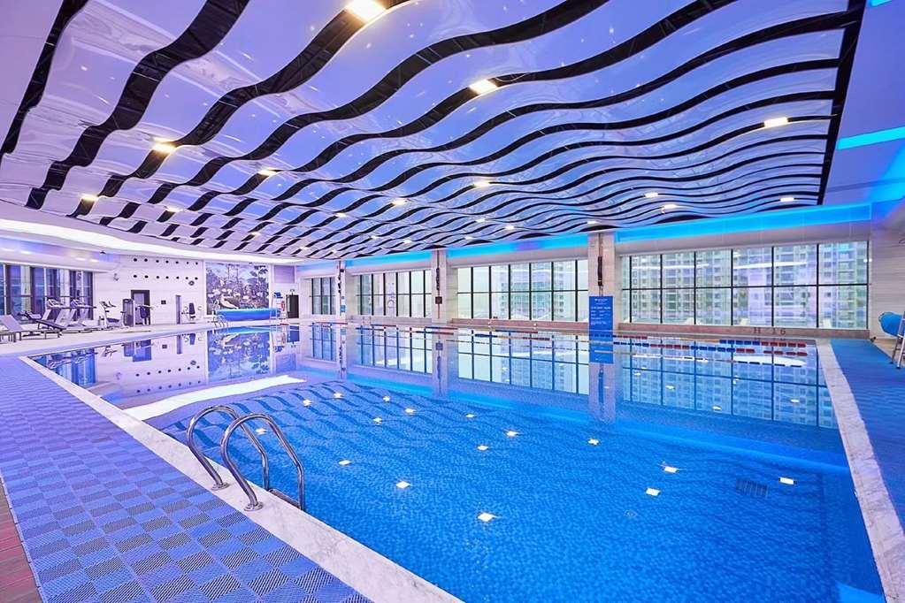 Wyndham Grand Plaza Royale Chenzhou Hotel Съоръжения снимка