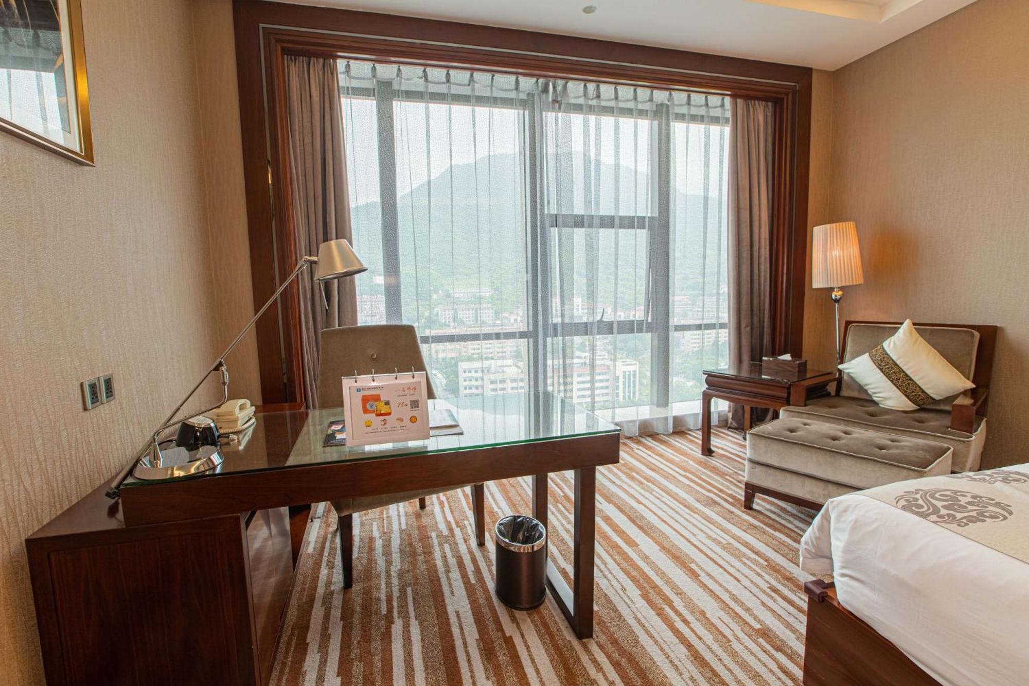 Wyndham Grand Plaza Royale Chenzhou Hotel Екстериор снимка